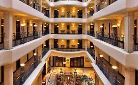 Itc Windsor Hotel in Bangalore